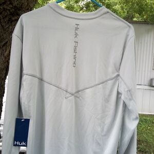 HUK Fishing Shirt Size Small